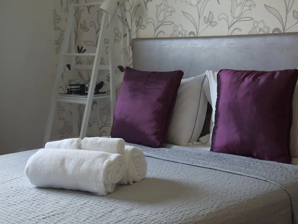 Thehouse Lisboa Bed & Breakfast  Lisbon