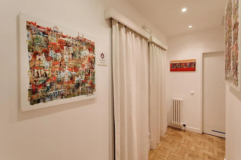 Thehouse Lisboa Bed & Breakfast 3*, Lisbon Portugal